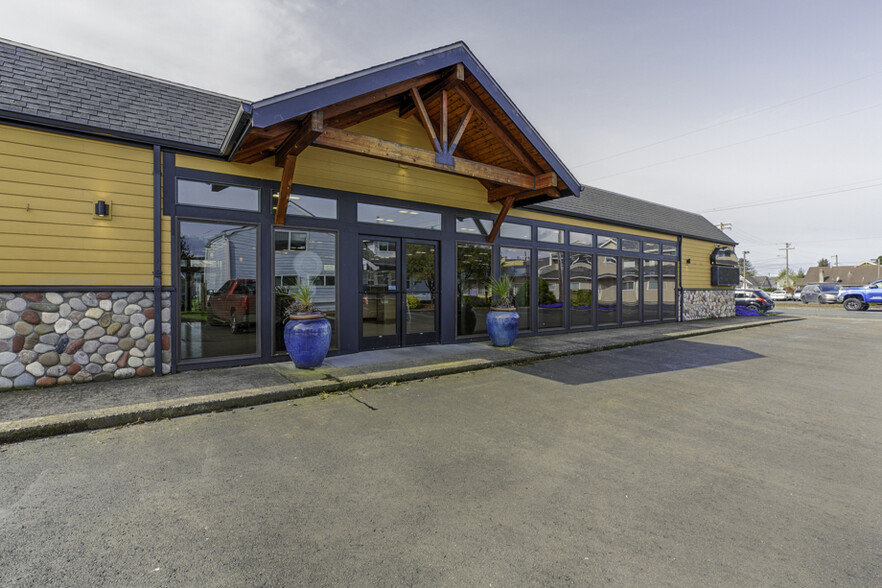 Primary Photo Of 915 Main Ave, Tillamook Veterinarian Kennel For Lease