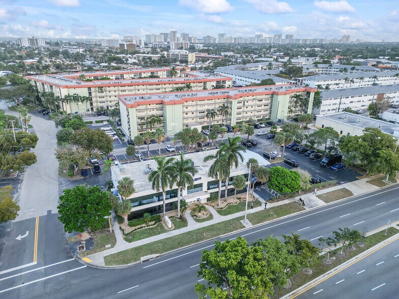 More Photos Of 5300 N Federal Hwy, Fort Lauderdale Office For Sale