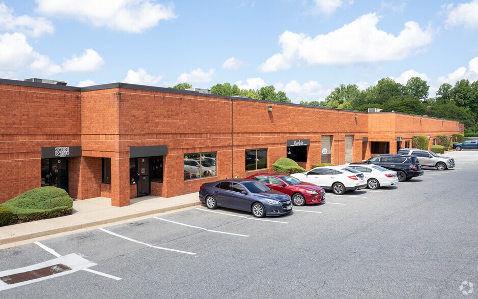 More Photos Of 9631 Liberty Rd, Randallstown Unknown For Lease