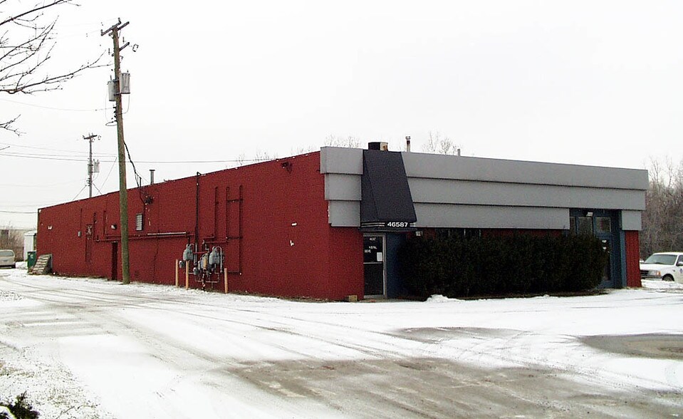 More Photos Of 46585-46601 Grand River Ave, Novi Warehouse For Sale