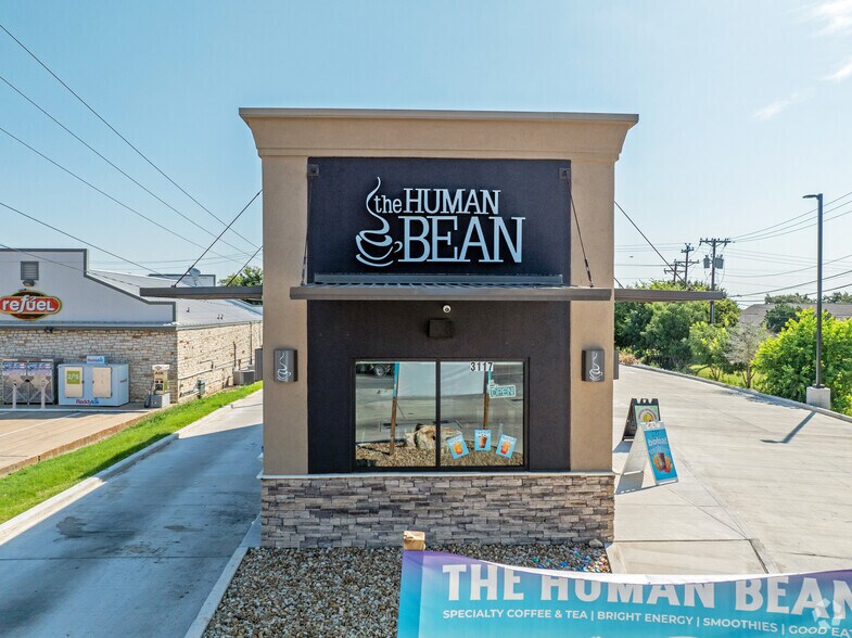 More Photos Of 3117 Williams Dr, Georgetown General Retail For Lease