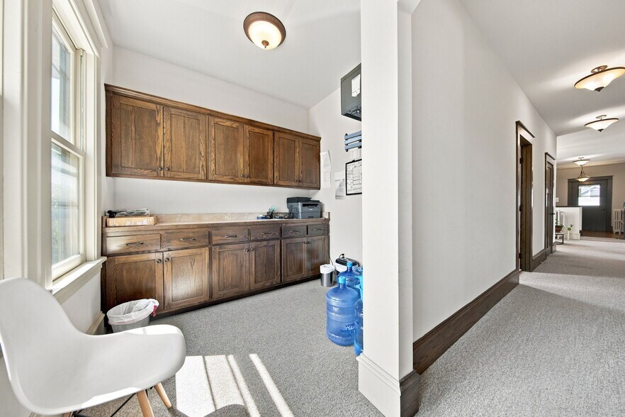 More Photos Of 1208 Grand Ave, Saint Paul Storefront Retail Office For Sale