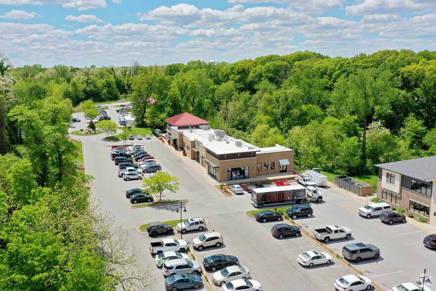 More Photos Of 871 S Arbor Vitae, Edwardsville General Retail For Lease