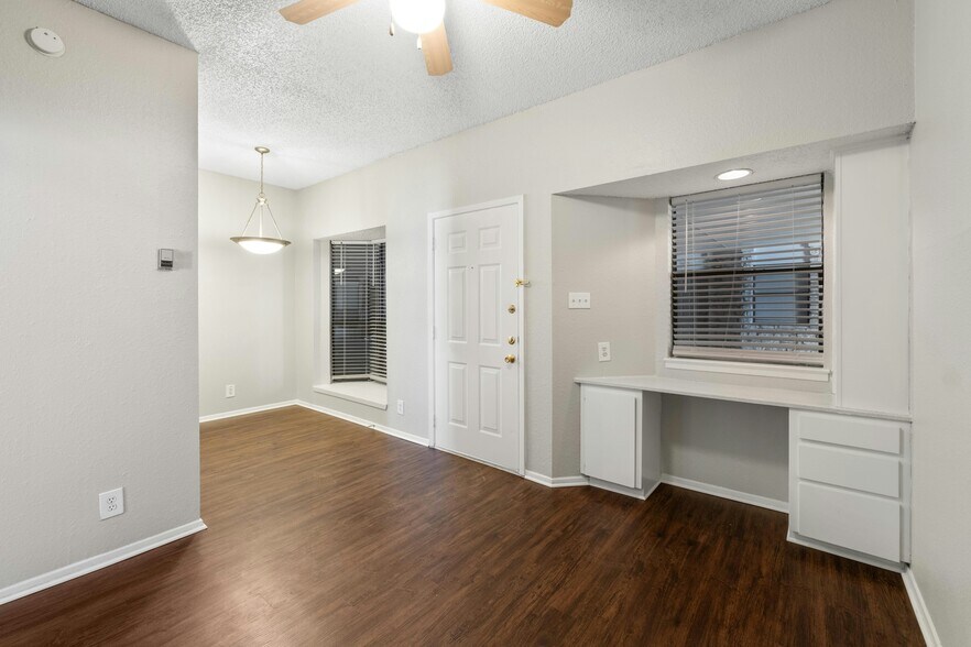 More Photos Of 2818 Nueces St, Austin Apartments For Sale