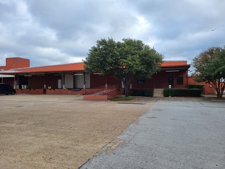 Primary Photo Of 6334 Maple Ave, Dallas Warehouse For Lease