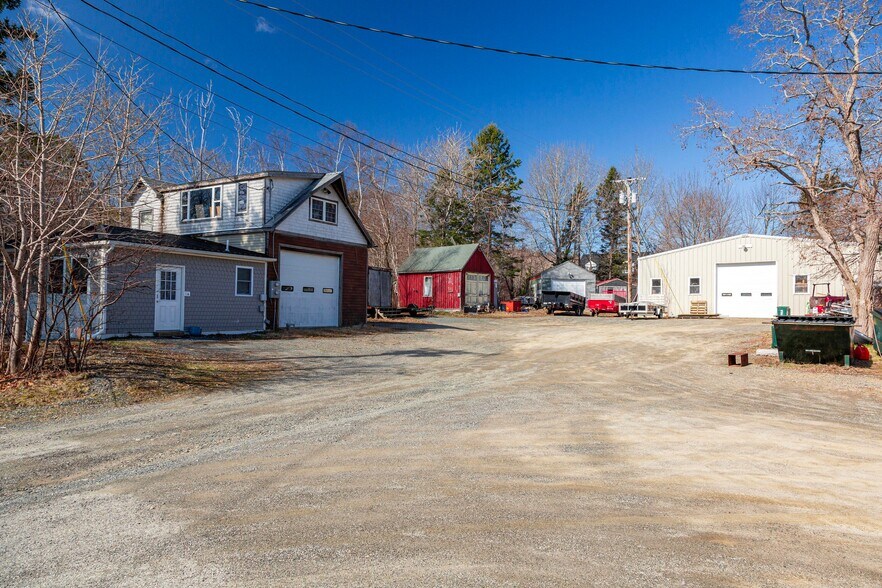 More Photos Of 3 Lumber Ln, Bar Harbor Flex For Sale