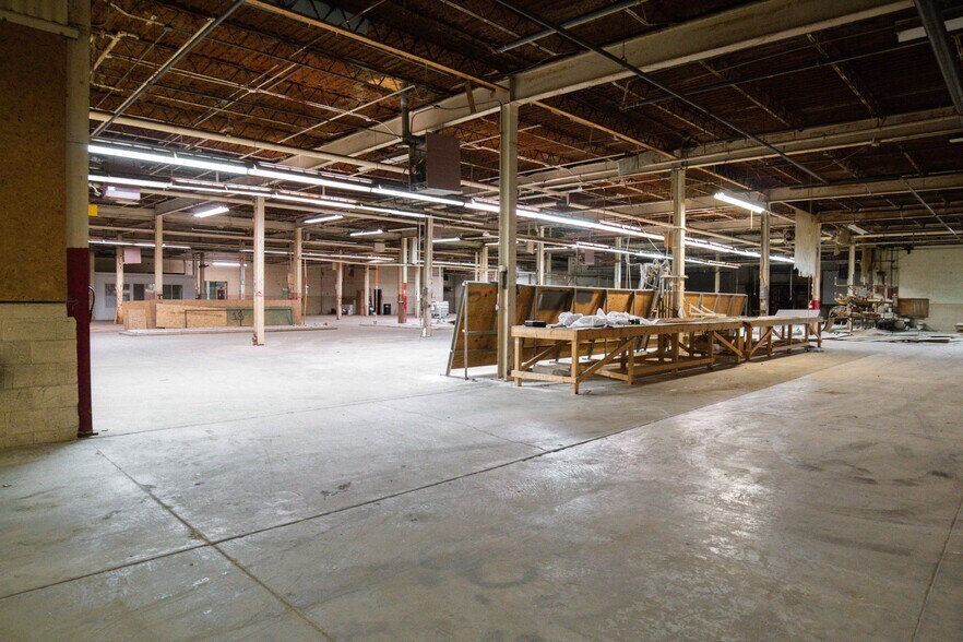 More Photos Of 521 S Market St, Galion Manufacturing For Sale