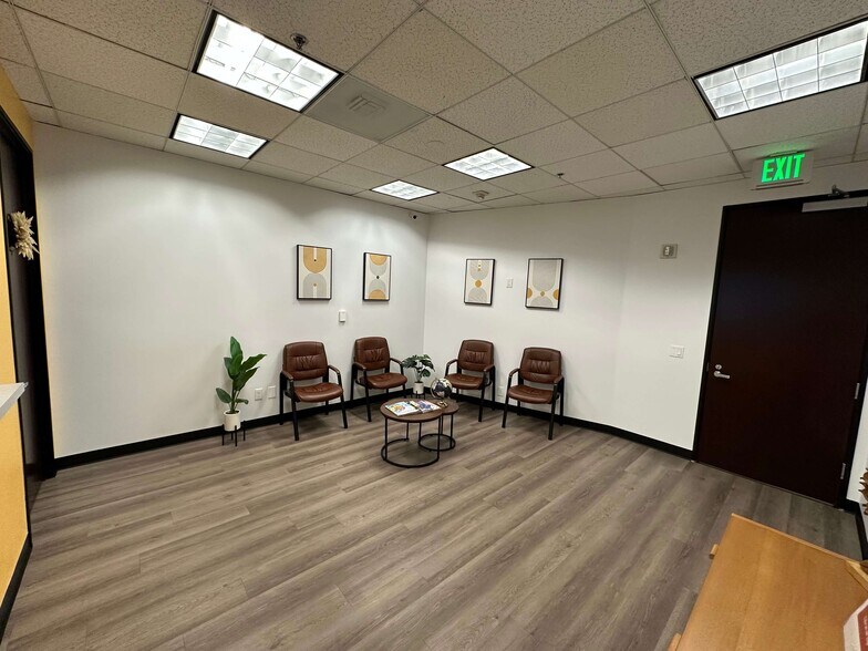 More Photos Of 500 N Central Ave, Glendale Medical For Lease