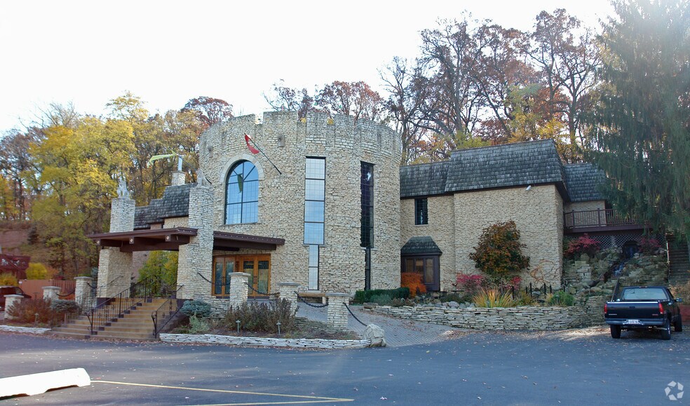 Primary Photo Of 8675 S Archer Ave, Willow Springs Restaurant For Sale
