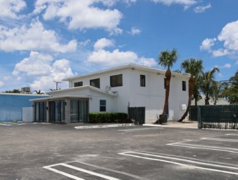 Primary Photo Of 1822-1826 N Dixie Hwy, Lake Worth Freestanding For Sale