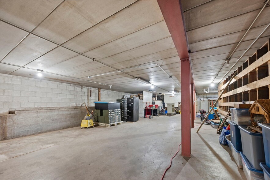 More Photos Of 755 N Snelling Ave N, Saint Paul Storefront For Lease