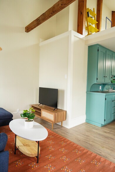 More Photos Of 36 Main st, Stonington Multifamily For Sale