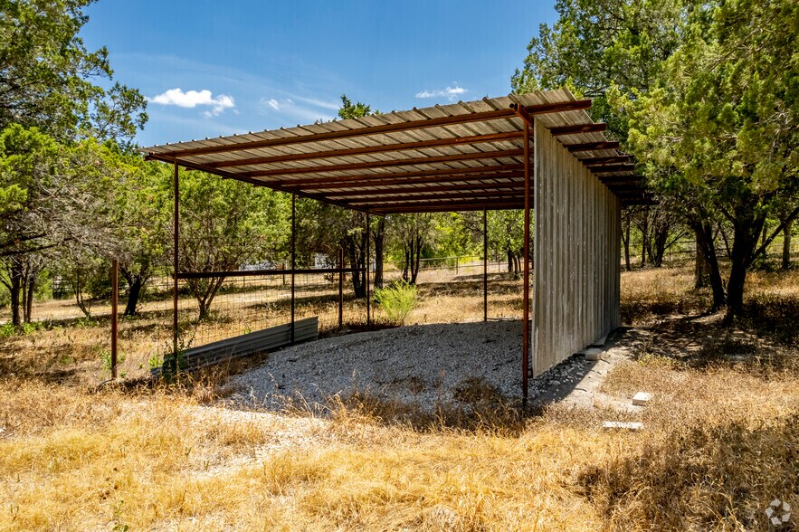 More Photos Of 18711 Interstate 35 N, Schertz Land For Sale