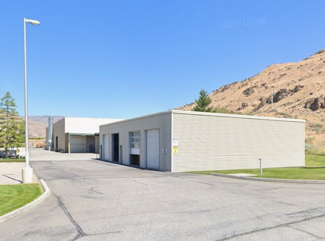 More Photos Of 10 NE Cascade Ave, Wenatchee Industrial For Lease