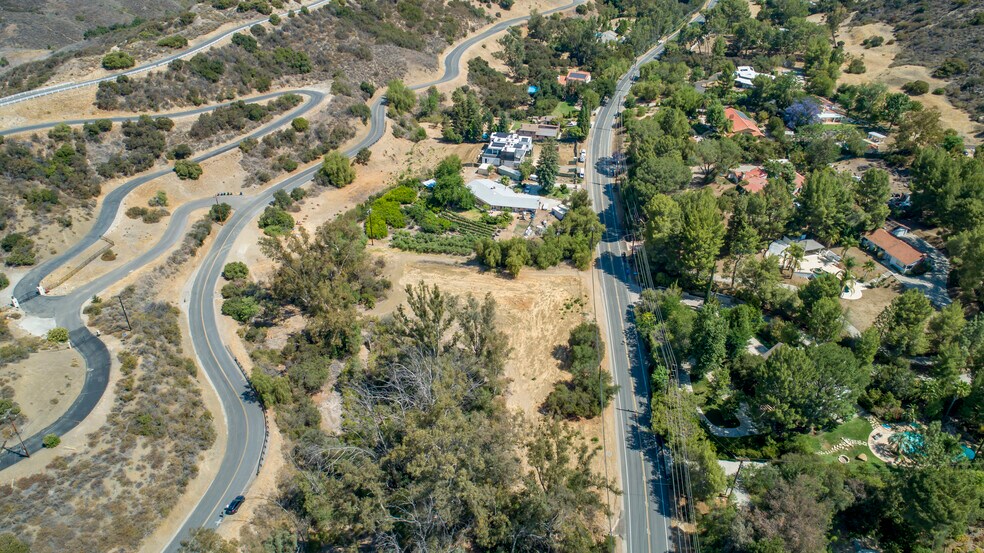 More Photos Of 24577 Mulholland, Calabasas Land For Sale