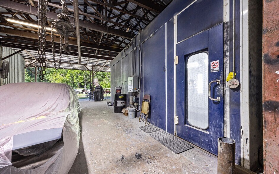 More Photos Of 13508 US HWY 90, Live Oak Industrial For Sale