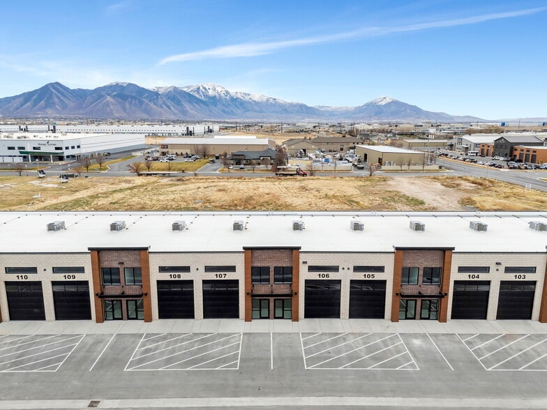 More Photos Of 3542 N Main St, Spanish Fork Warehouse For Lease