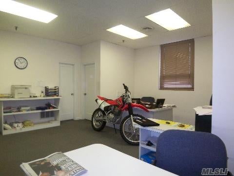 More Photos Of 2 Commercial St, Hicksville Manufacturing For Lease
