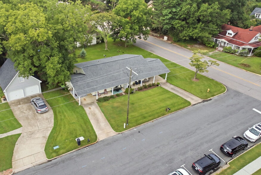 More Photos Of 17-19 W Second St, Wendell Specialty For Sale