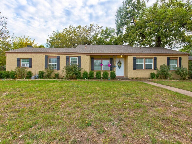 More Photos Of , Fort Worth Specialty For Sale