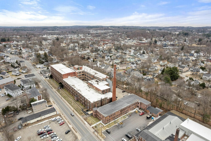 More Photos Of 81 Apsley St, Hudson Manufacturing For Sale