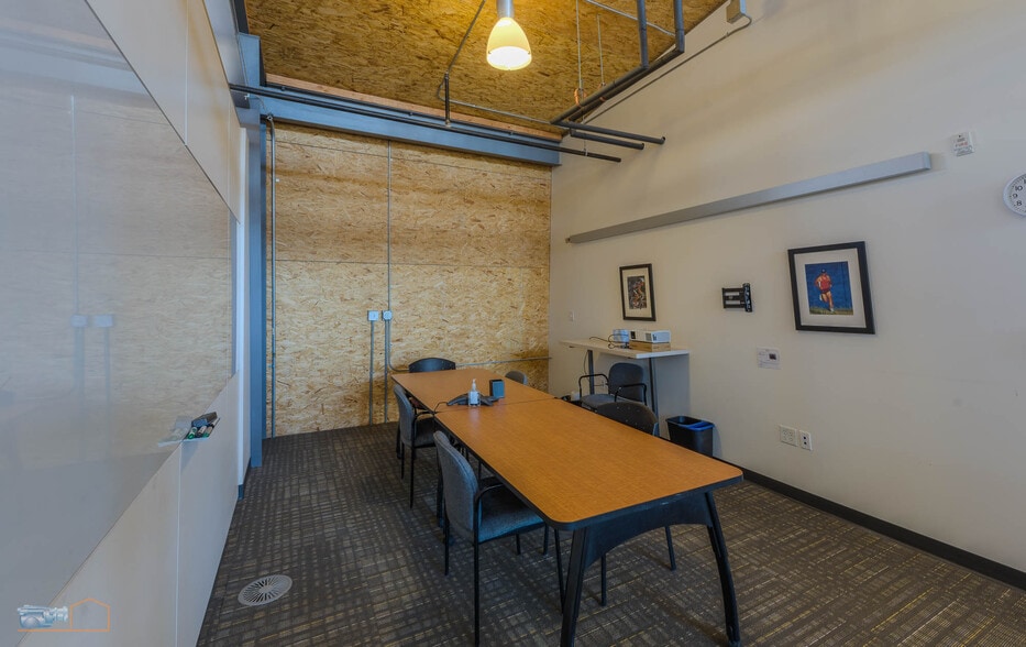More Photos Of 101 S Taylor Ave, Louisville Warehouse For Lease