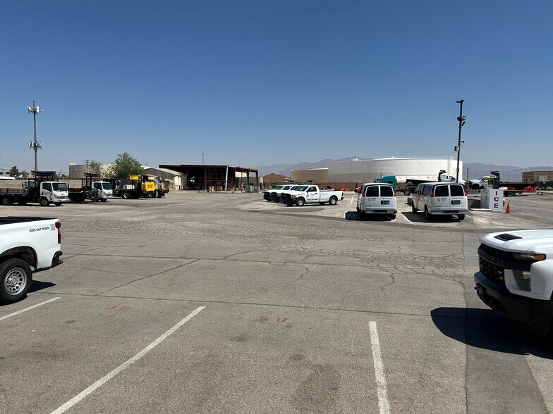 More Photos Of 2222 W Cheyenne Ave, North Las Vegas Freestanding For Lease