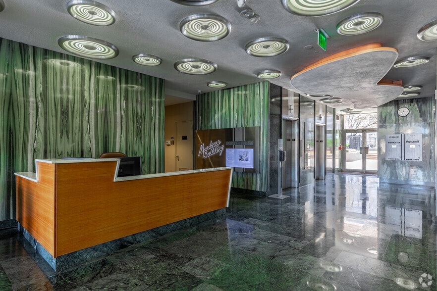 More Photos Of 6688 N Central Expy, Dallas Unknown For Lease