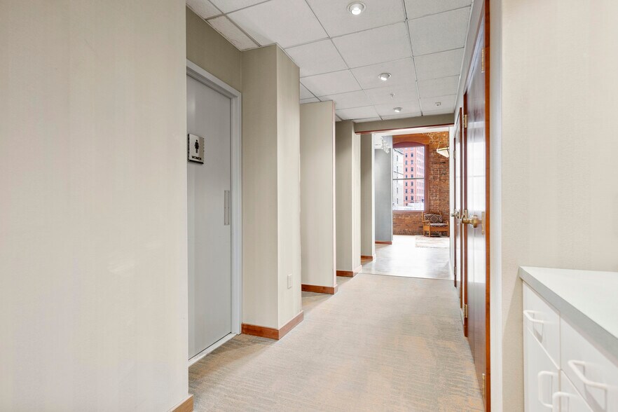 More Photos Of 40 Beaver St, Albany Office For Lease