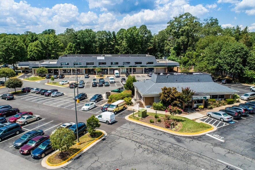 More Photos Of 5616-5624 Ox Rd, Fairfax Station Unknown For Lease