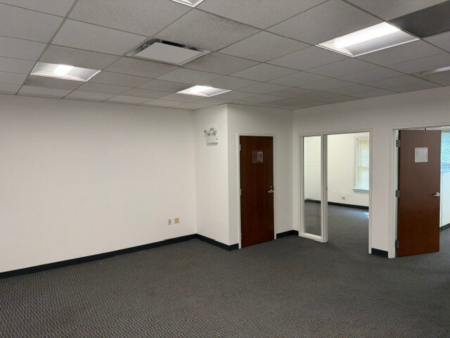 More Photos Of 1114 N Arlington Heights Rd, Arlington Heights Medical For Lease