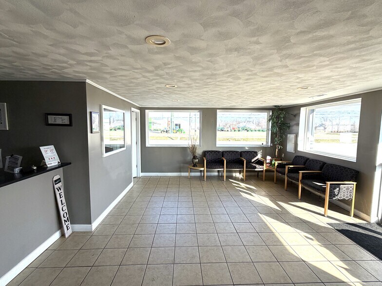 More Photos Of 2861 N 600W, Jasper General Retail For Sale