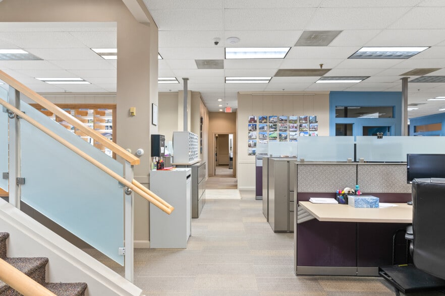 More Photos Of 307 Cumberland Ave, Portland Office For Sale