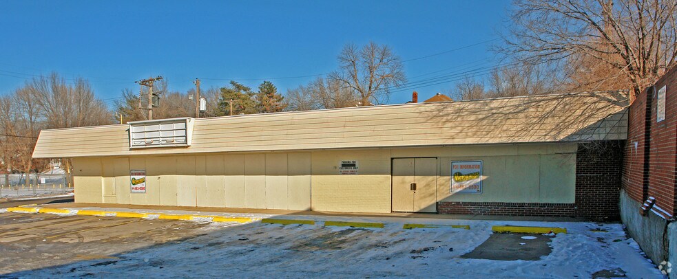 More Photos Of 5701-5707 Troost Ave, Kansas City Freestanding For Lease