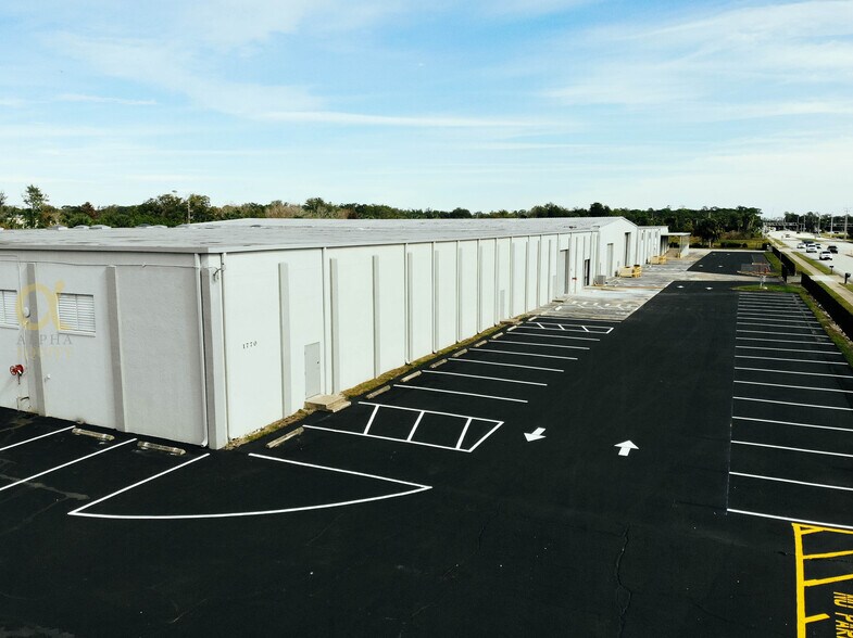 More Photos Of 1770 E Lake Mary Blvd, Sanford Warehouse For Sale