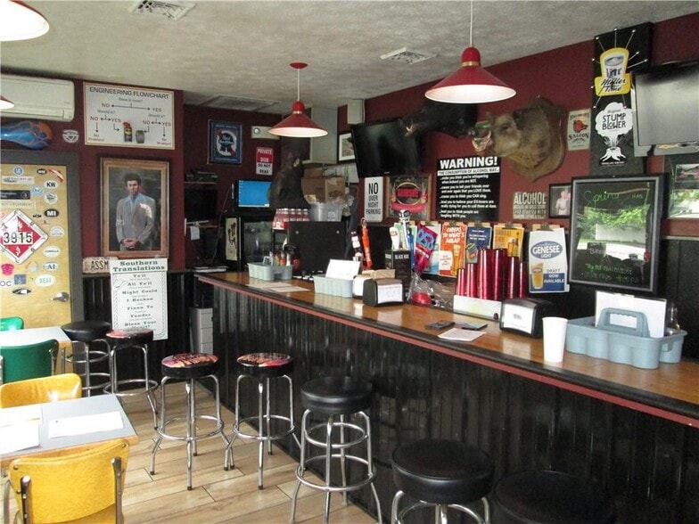 More Photos Of 3415 Rochester Rd, Lakeville Restaurant For Sale
