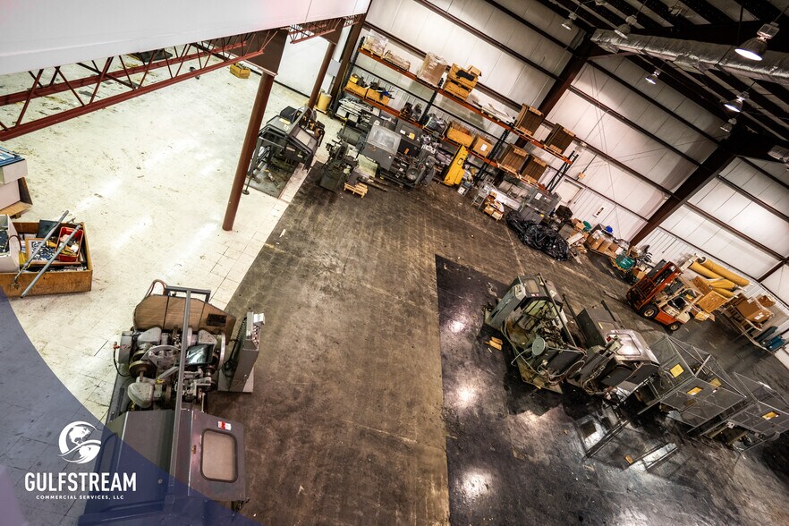 More Photos Of 5620 Old 54 hwy, Philpot Warehouse For Sale