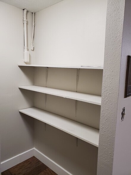 More Photos Of 707 E Moreno Ave, Colorado Springs General Retail For Sale