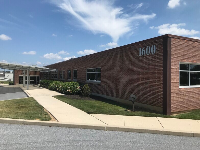 More Photos Of 1600 Sixth Ave, York Medical For Lease