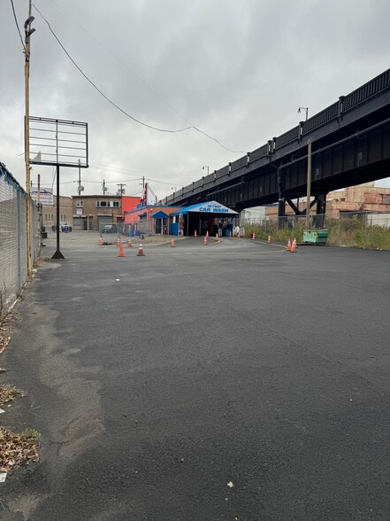 More Photos Of 203-221 Raymond Blvd, Newark Auto Dealership For Sale
