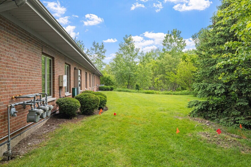 More Photos Of 3941 75th St, Aurora Medical For Sale