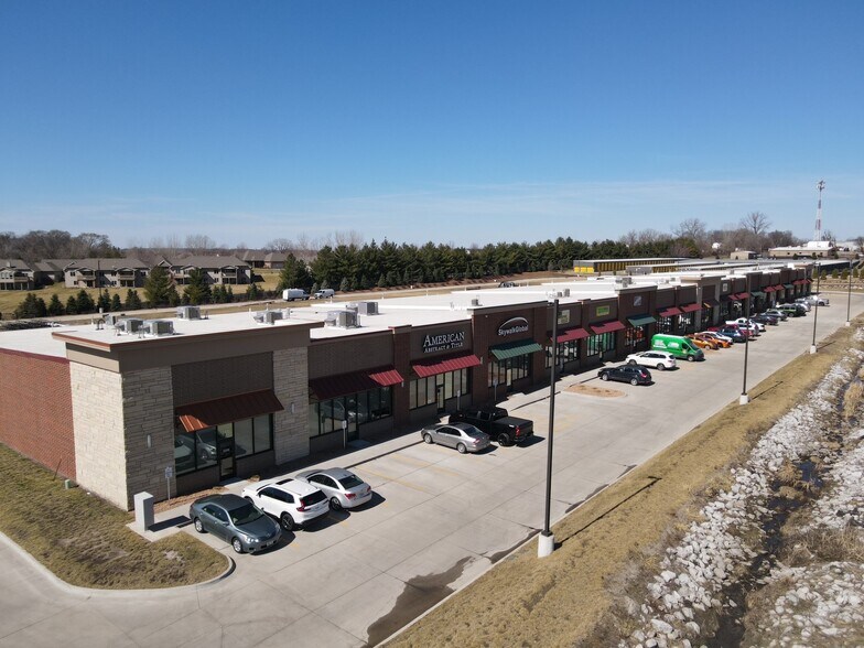 More Photos Of 5548 NW 2nd St, Des Moines Light Distribution For Lease