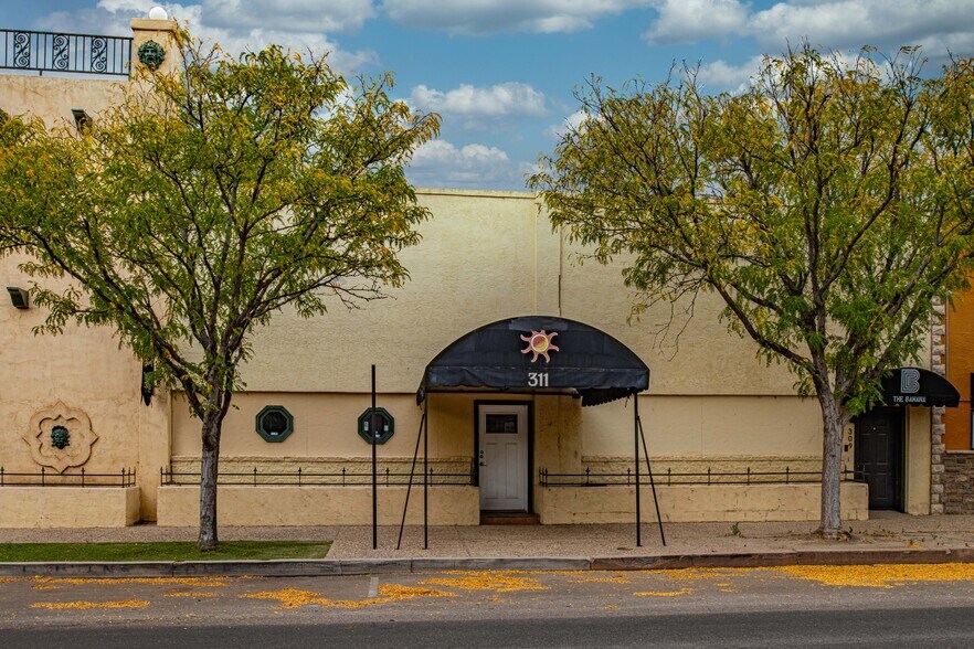More Photos Of 309-311 S Victoria Ave, Pueblo Storefront For Sale