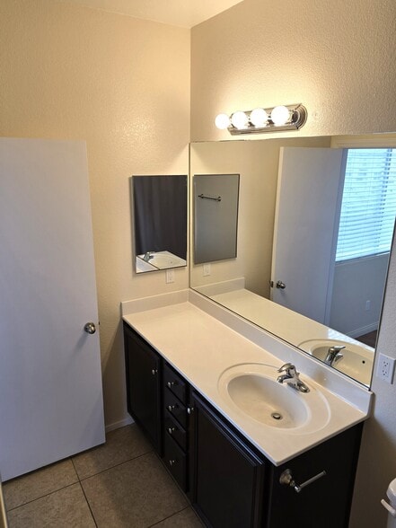 More Photos Of 4300 N Lamont St, Las Vegas Apartments For Sale