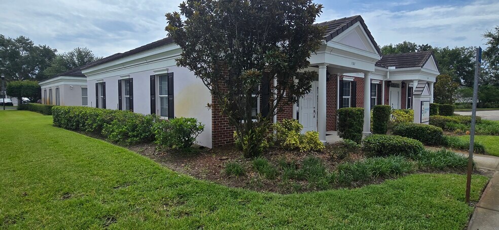 More Photos Of 1307-1309 Providence Rd, Brandon Office For Lease
