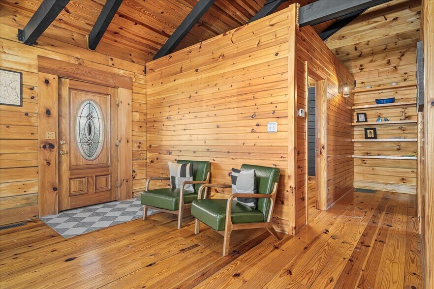 More Photos Of 793 Breckenridge St, Stanton Office For Sale