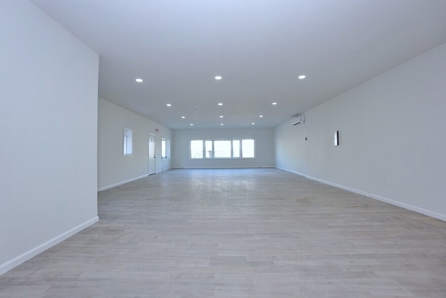 More Photos Of 949 Adelphia-Farmingdale Rd, Howell Loft Creative Space For Sale