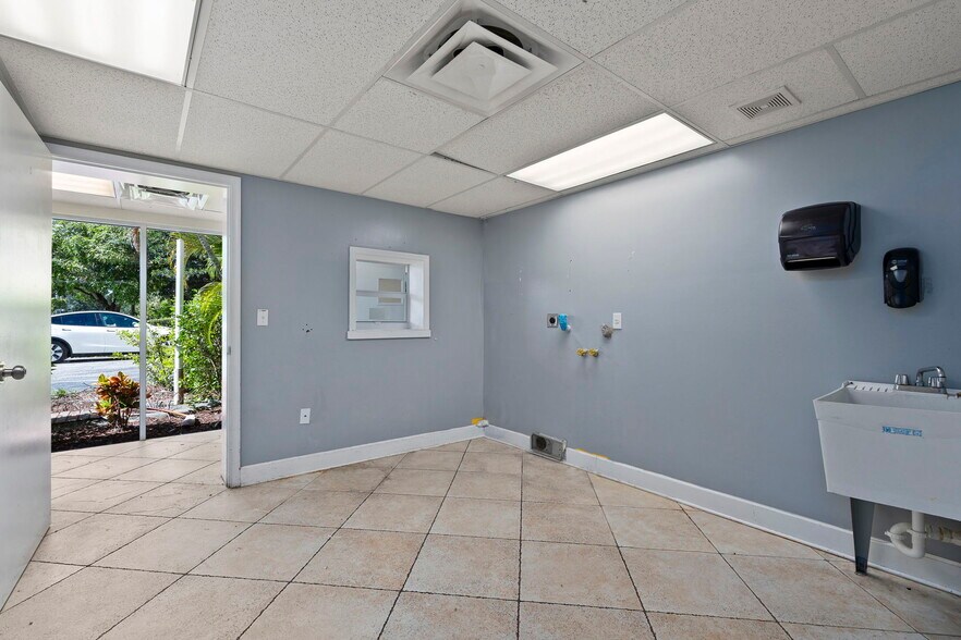 More Photos Of 1110 SW Martin Downs Blvd, Palm City Schools For Sale