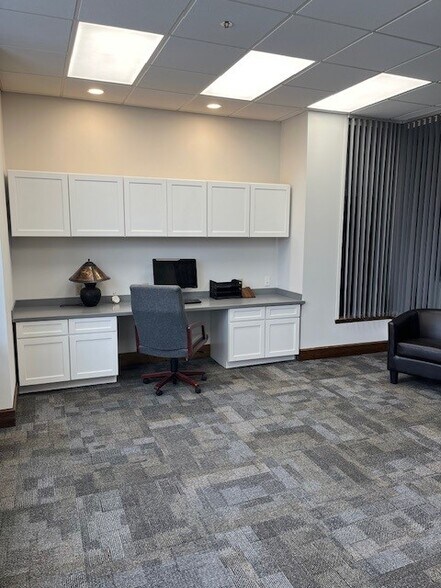 More Photos Of 205 Washington St, Burlington Office For Lease