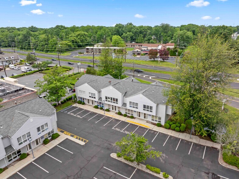 More Photos Of 1594-1600 US Highway 130, North Brunswick Medical For Lease